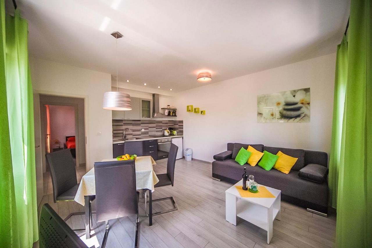 Apartman Carmen Volosko 오파티아 외부 사진